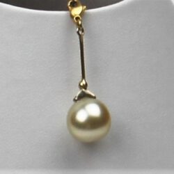 Charm Anhänger mit Südsee Perle